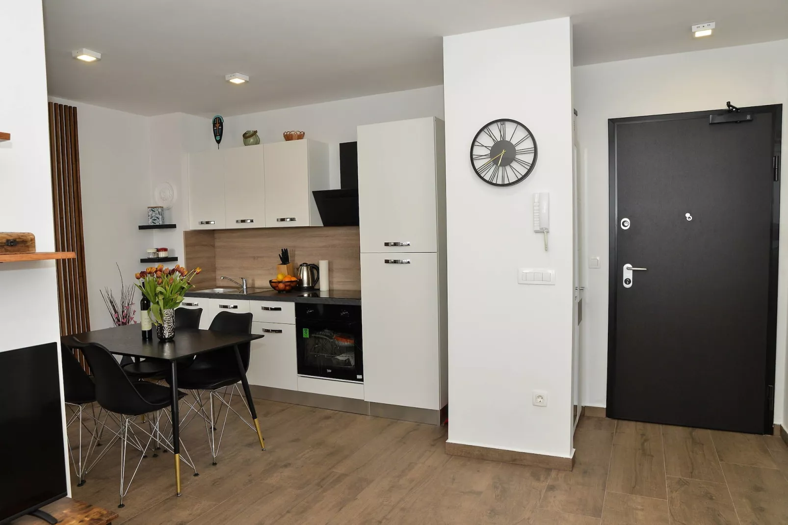 Apartment Nicole - One Bedroom Apartment with Balcony-Cuisine
