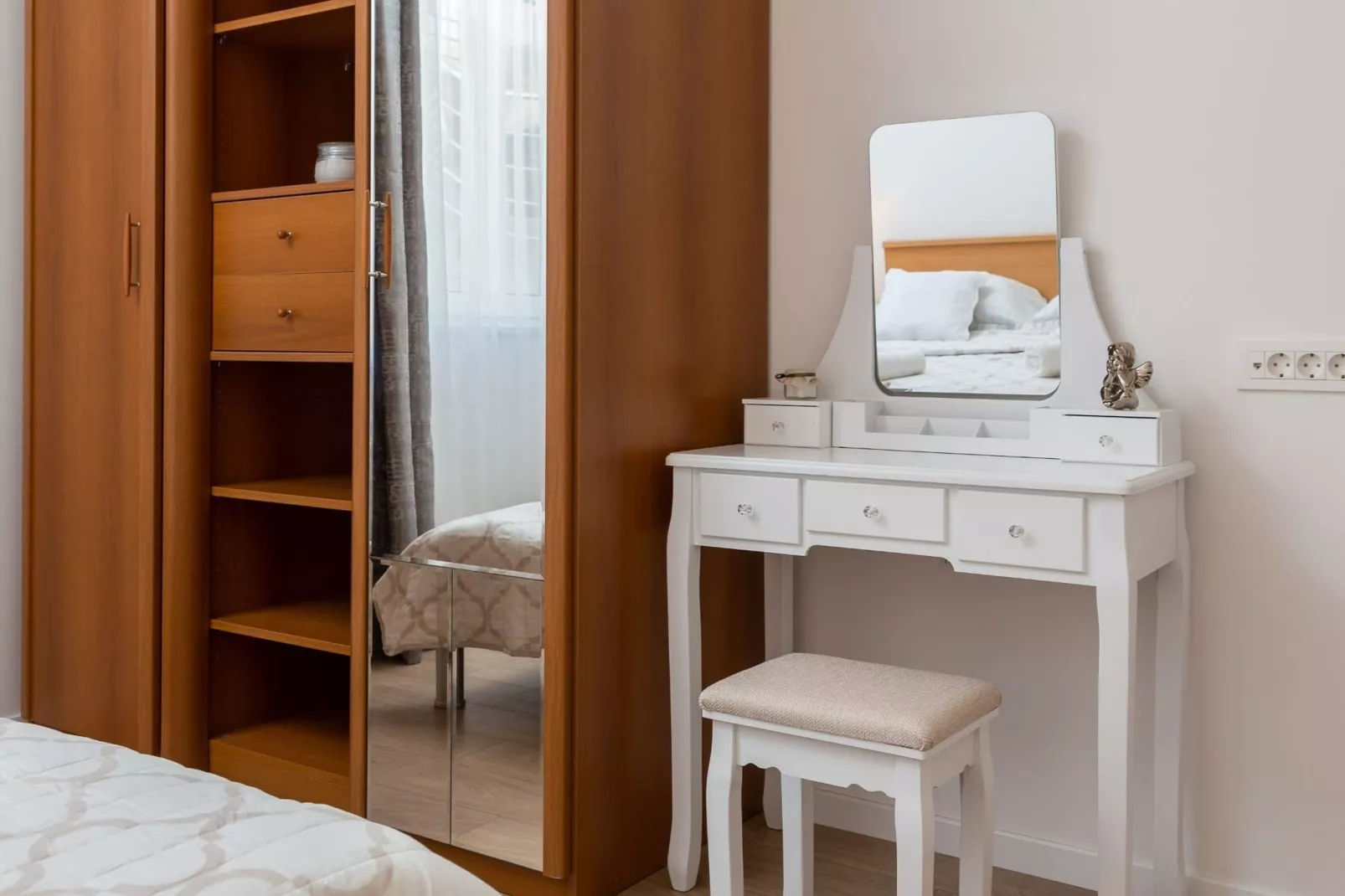 Apartments Tomas- Standard One Bedroom Apartment with Balcony (A2)-Bedroom