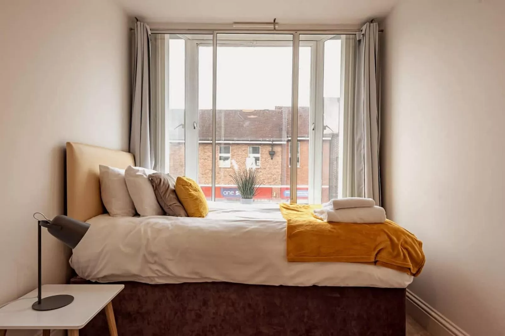 RG14 Comfort Hse 03-Schlafzimmer