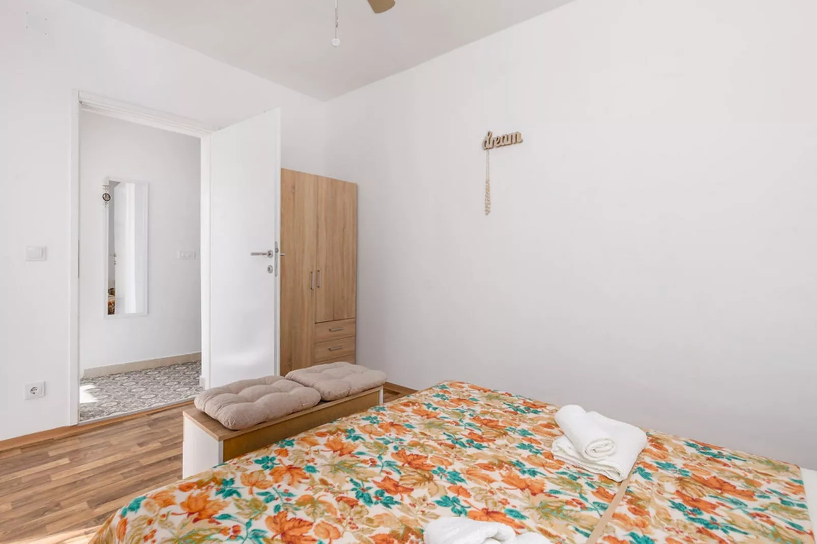 Apartments Sun 4 You - One Bedroom Apartment with Terrace and Sea View (Apartment 1) - Schlafzimmer