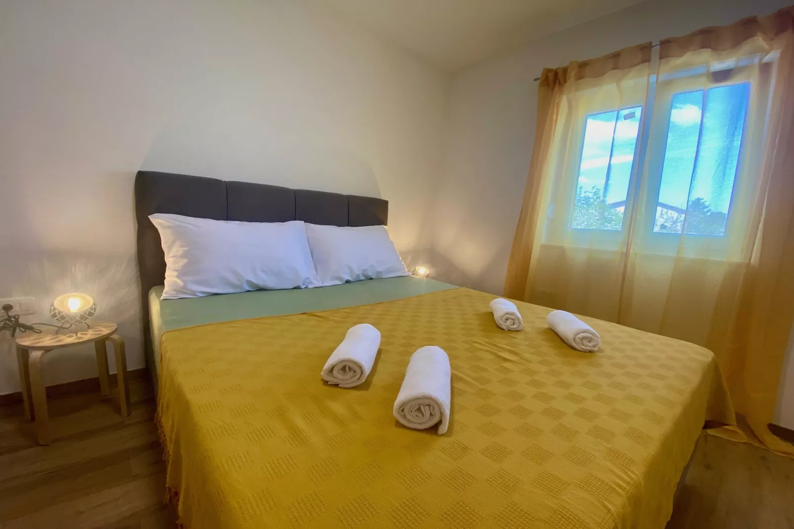 VERT Apartment - Two Bedroom Apartment with Terrace-Bedroom