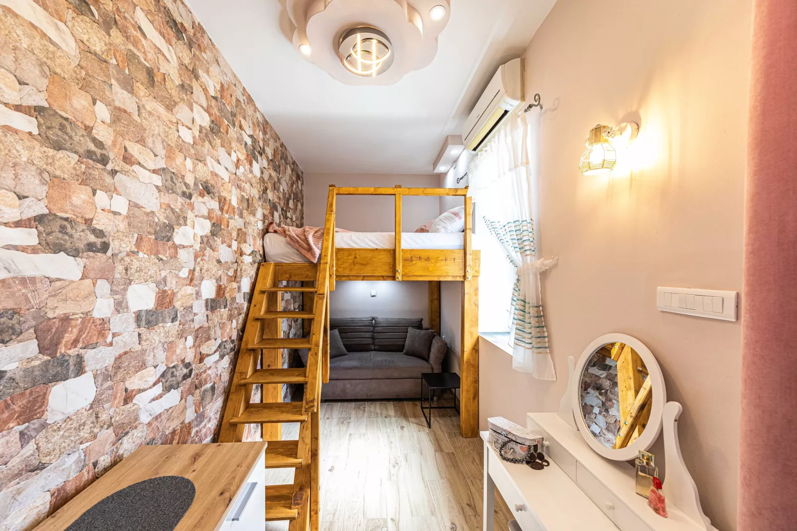 Apartments Keka - One Bedroom Apartment-Bedroom