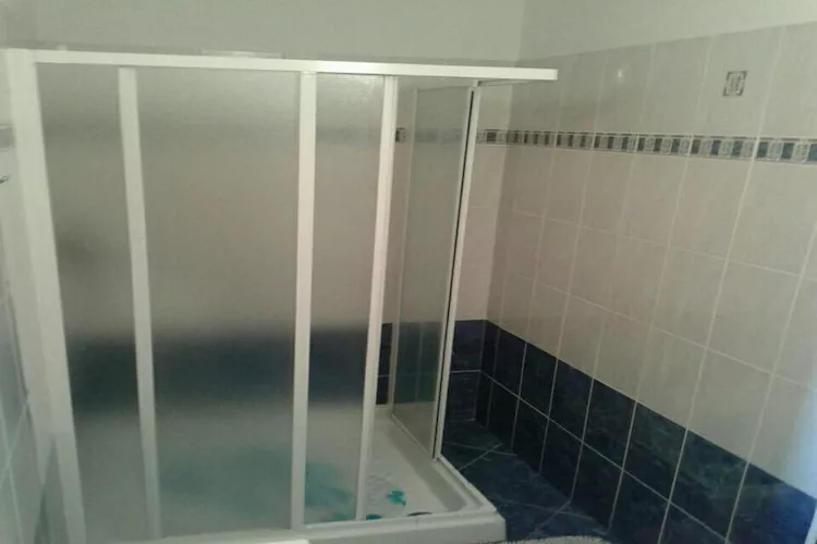 Apartments Magda - Duplex Three Bedroom Apartment with Balcony and Sea View (A1) - (ST)-Bathroom