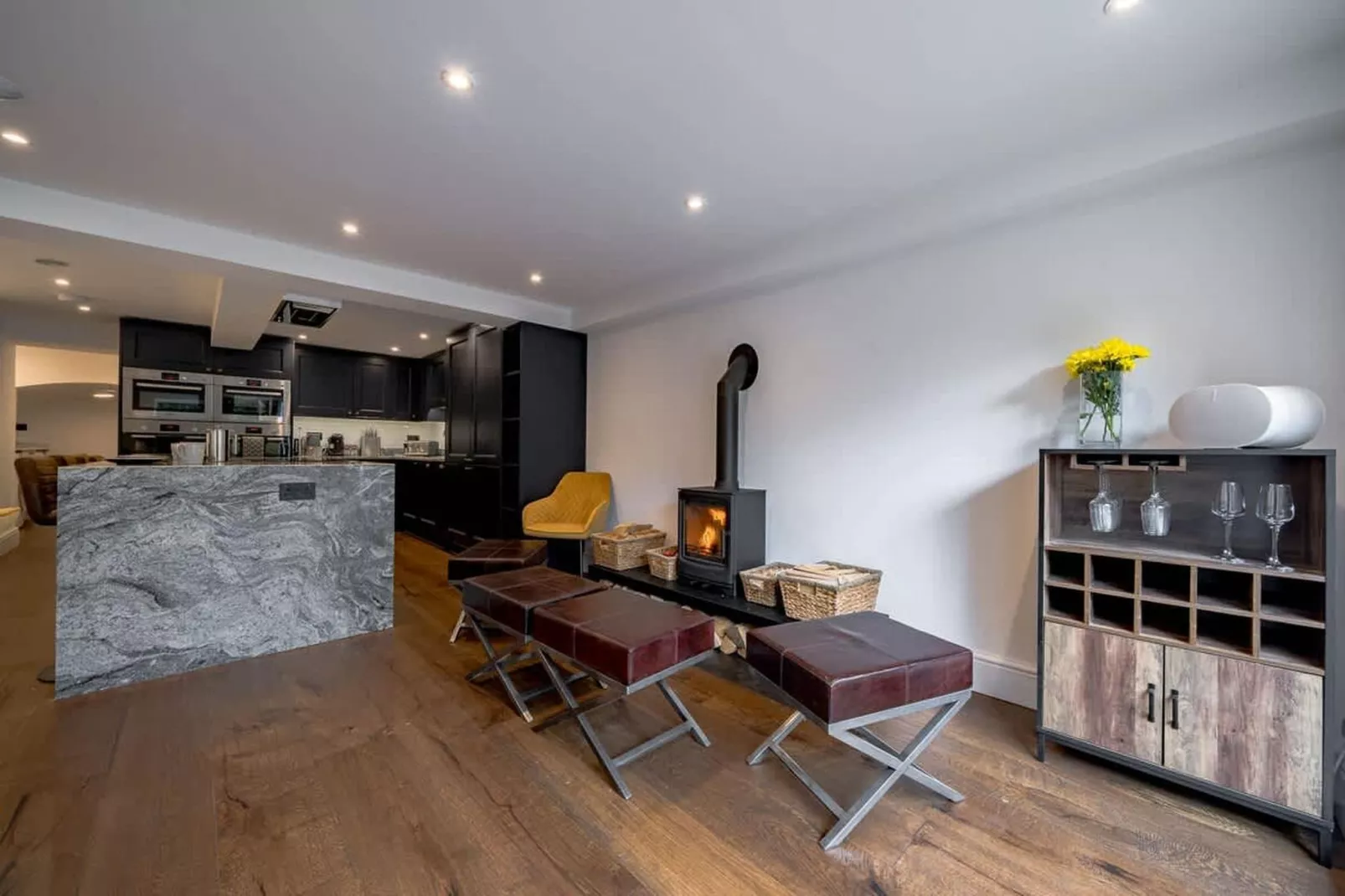 BA1 Walcot 4-Esszimmer