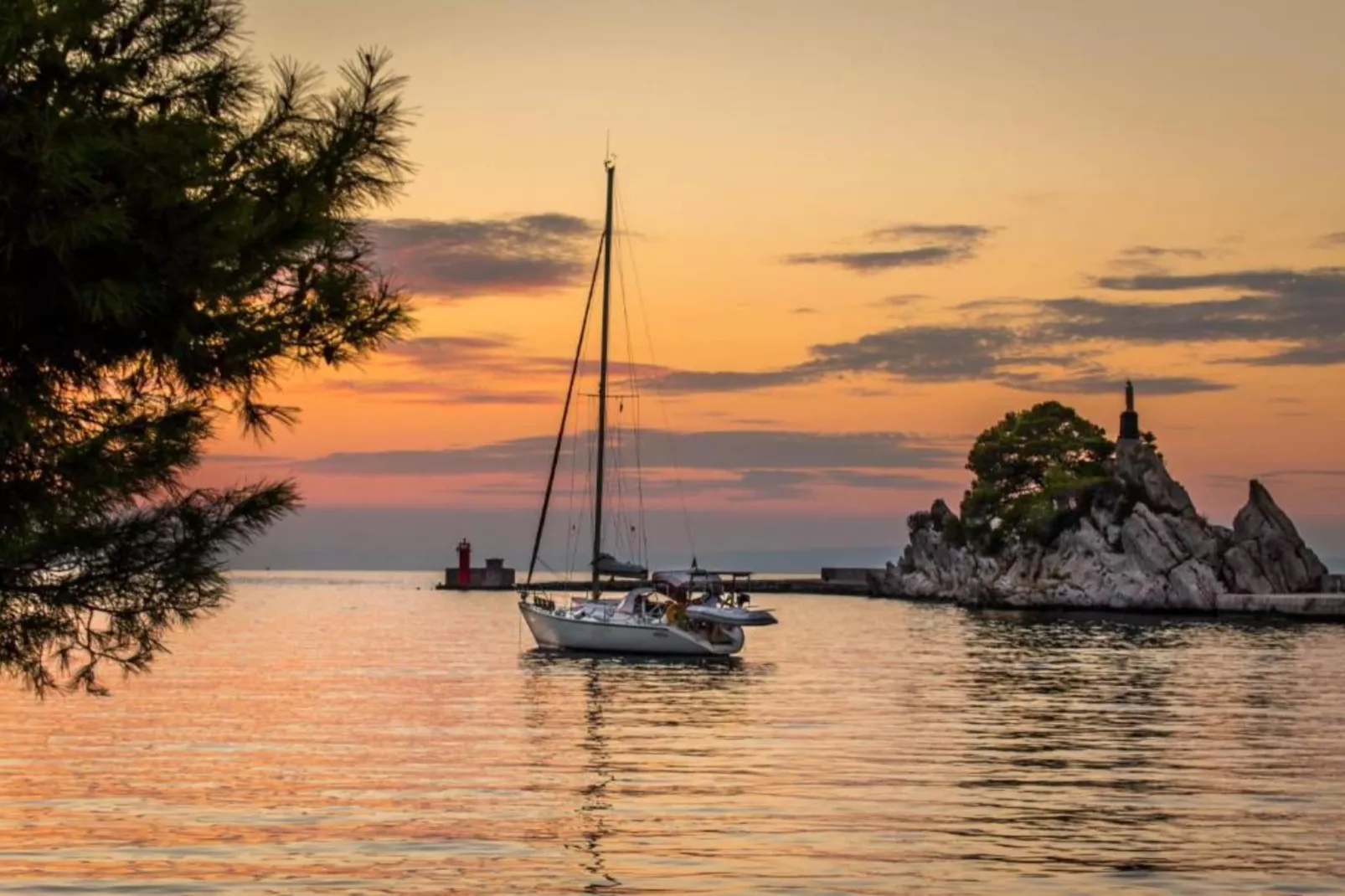 Apartments Kula - One-Bedroom Apartment with Terrace and Sea View-B2-Ambiance