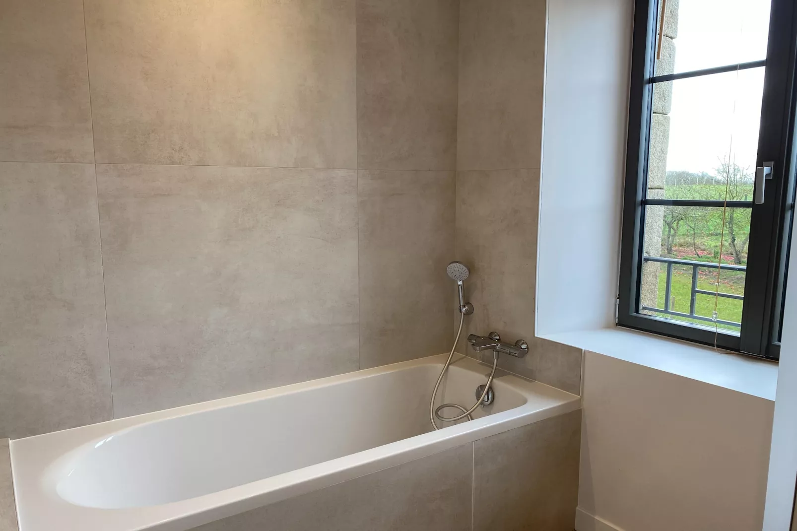 Joli gîte à Corseul-Badezimmer