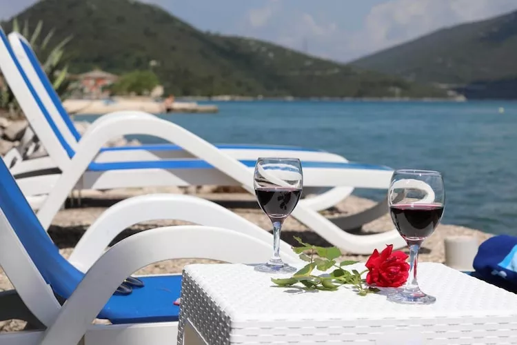 Apartments More & Ja - Superior One Bedroom Apartment with Terrace and Sea View ( 2. zapad )-Outdoor