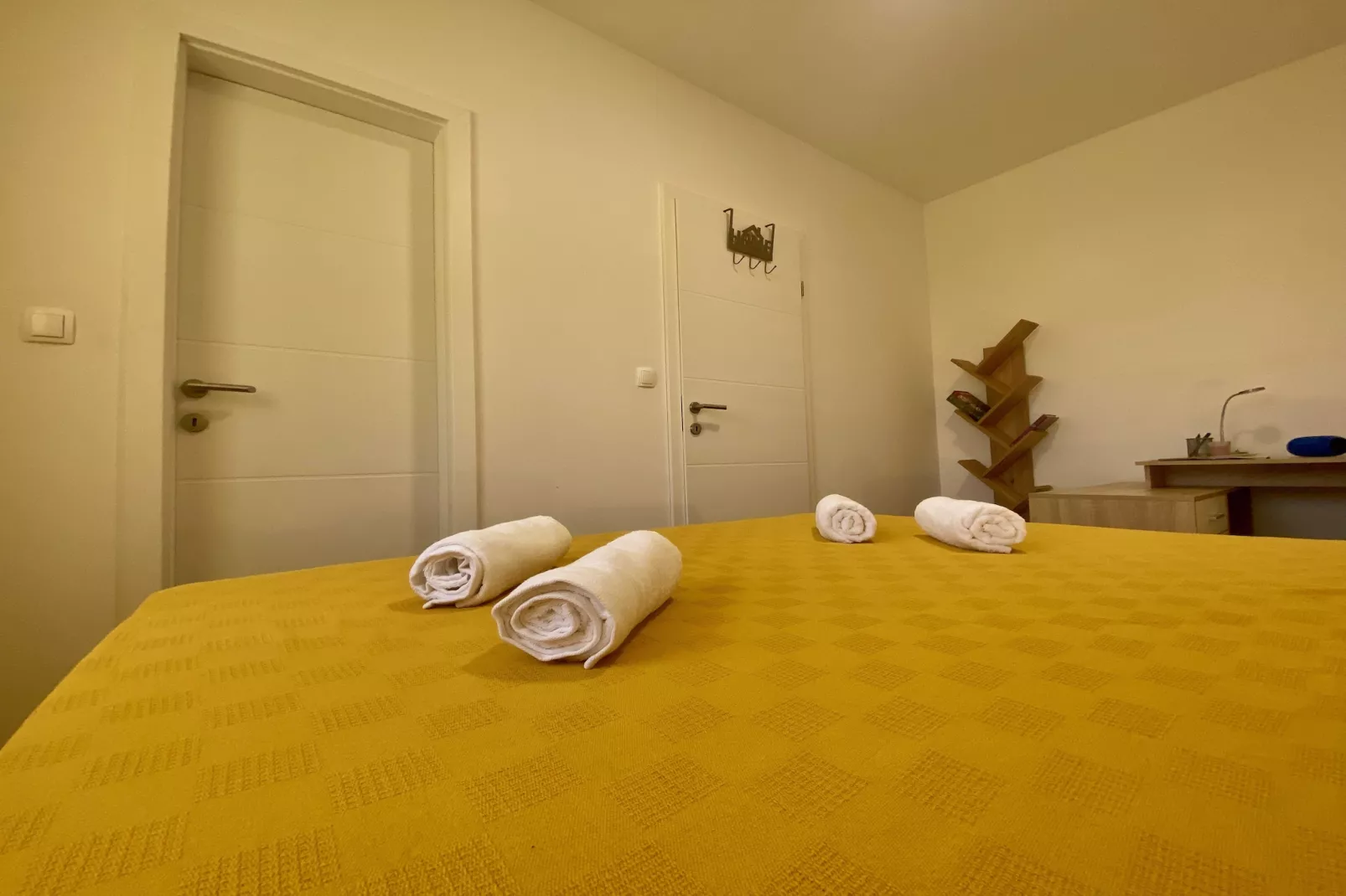 VERT Apartment - Two Bedroom Apartment with Terrace-Bedroom