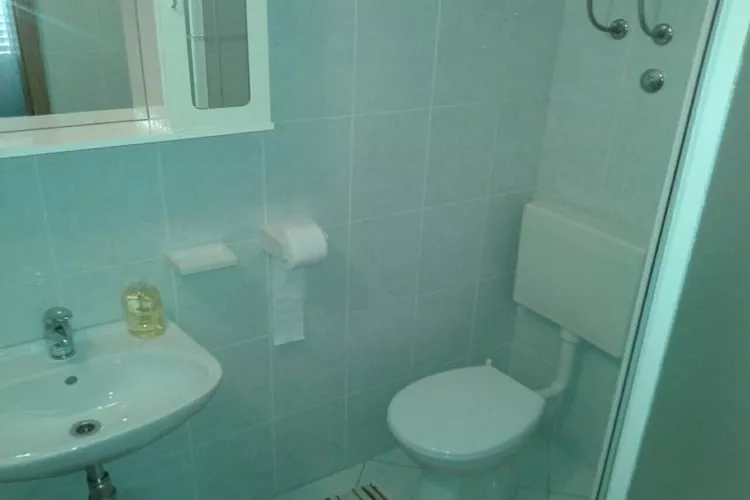 Apartments Magda - Duplex Three Bedroom Apartment with Balcony and Sea View (A1) - (ST)-Bathroom