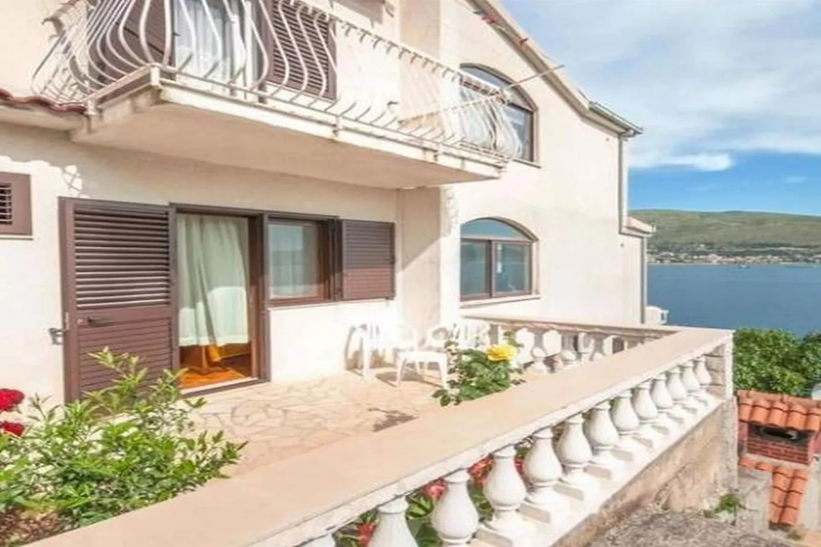 Apartments Marko - Three Bedroom Apartment with Terrace and Sea View (A6)-Extérieur