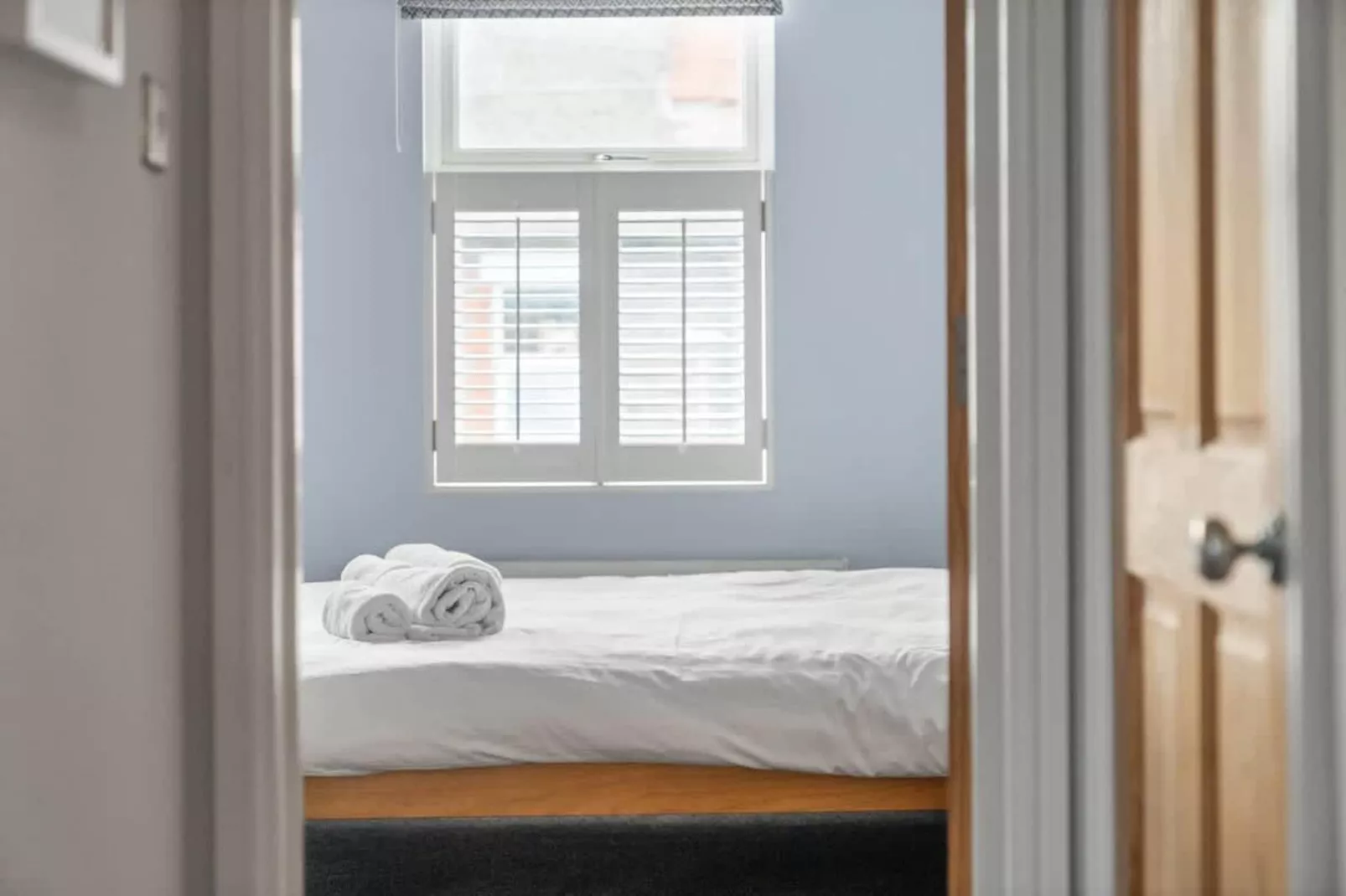 RG1 De Montfort Rd-Bedroom