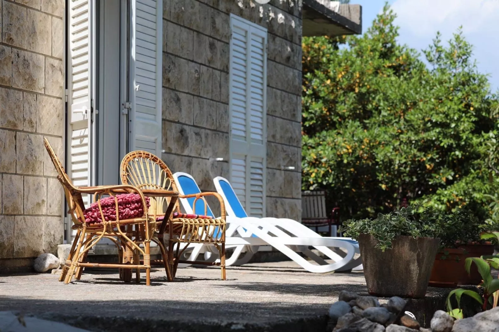 Apartments More & Ja - Superior One Bedroom Apartment with Terrace and Sea View ( 2. zapad )-Outdoor