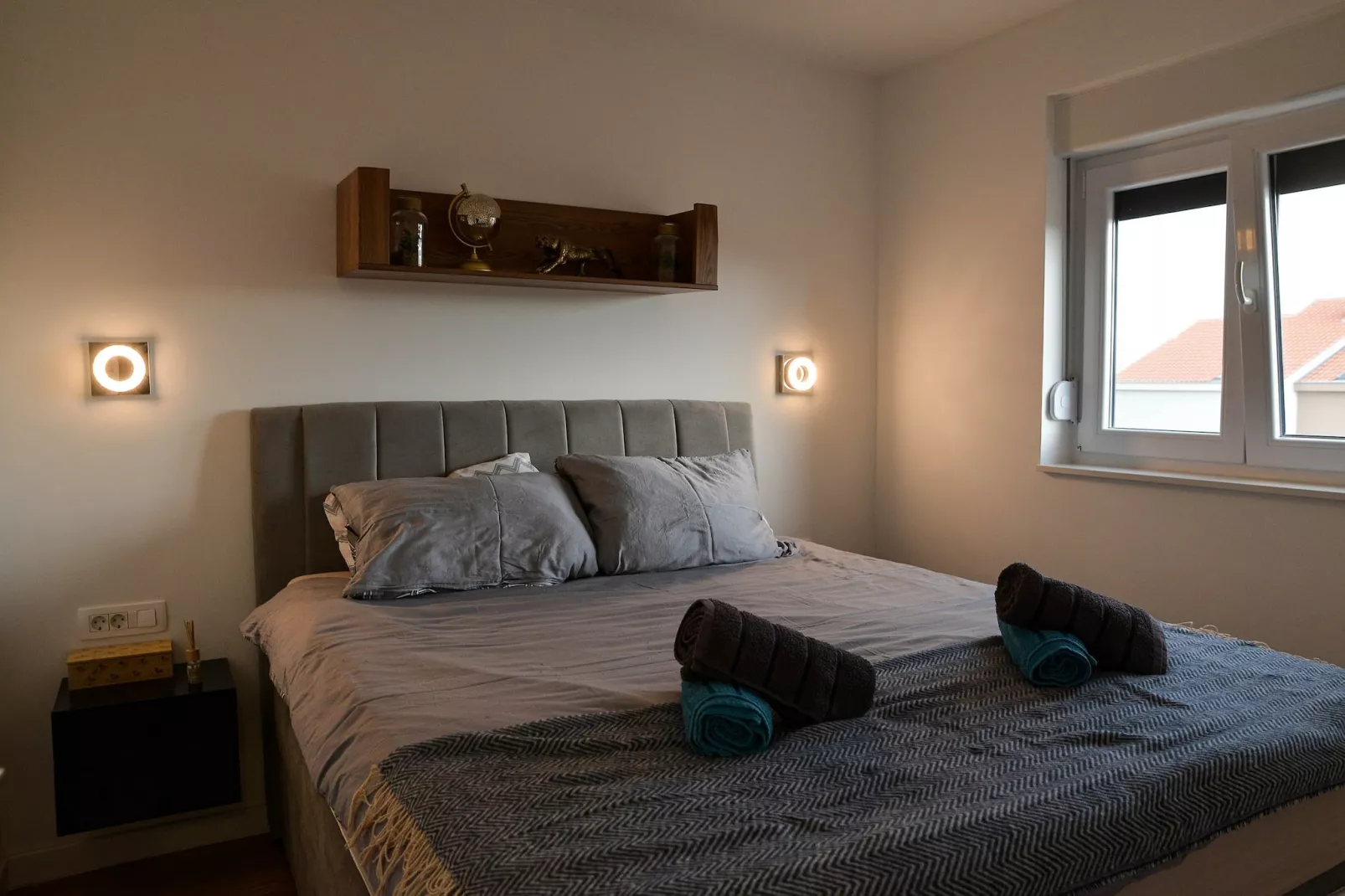 Apartment Nicole - One Bedroom Apartment with Balcony-Chambre