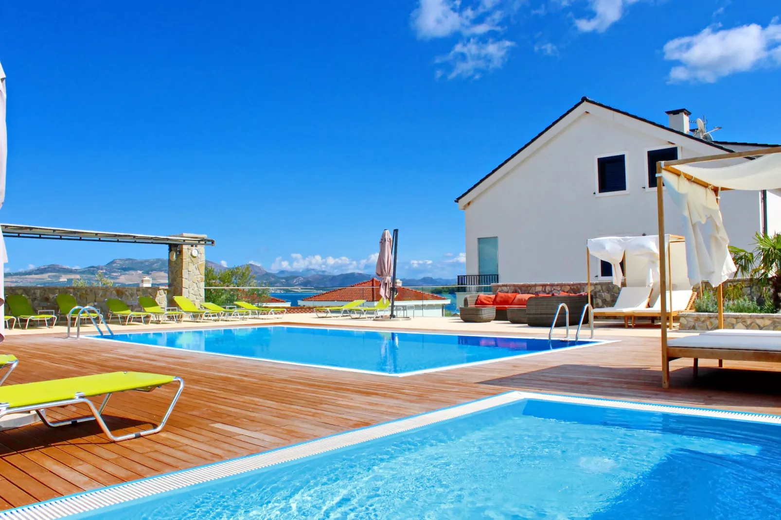 Apartments Kula - Two Bedroom Apartment with Terrace and Sea View C4 - Schwimmbad