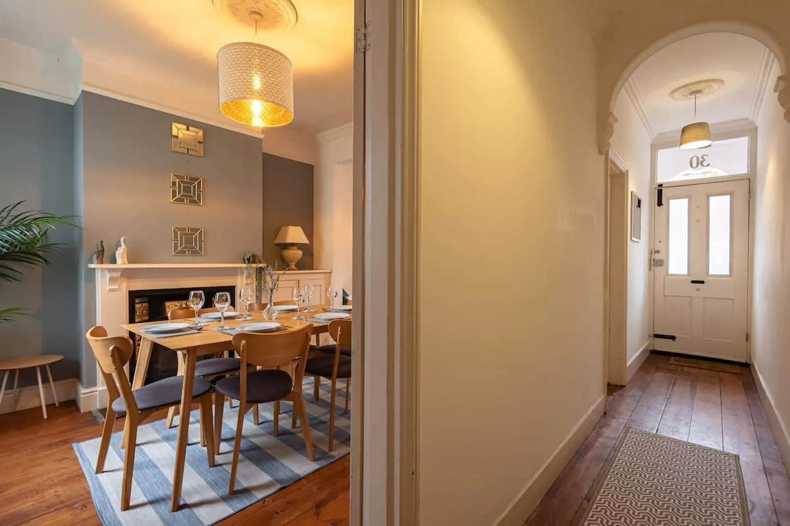 RG Donnington 30-Landing