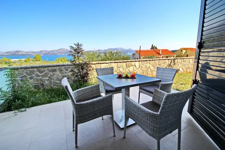 Apartments Kula - Two Bedroom Apartment with Terrace and Sea View C4 - Terrasse