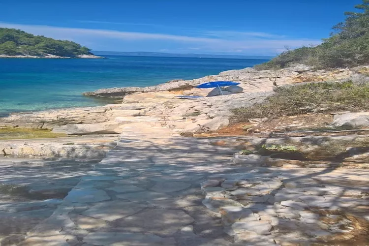 Stone House Mia - Two Bedroom Stone House with Terrace and Sea View-Ambiente