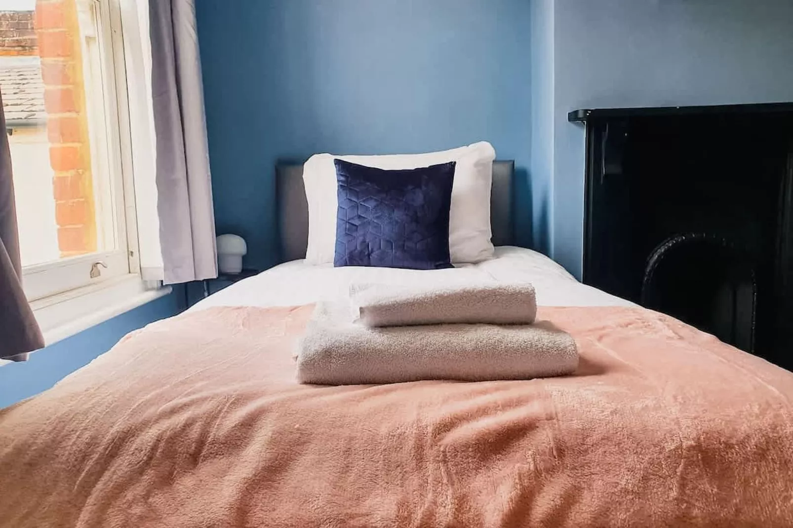 RG Donnington 30-Bedroom