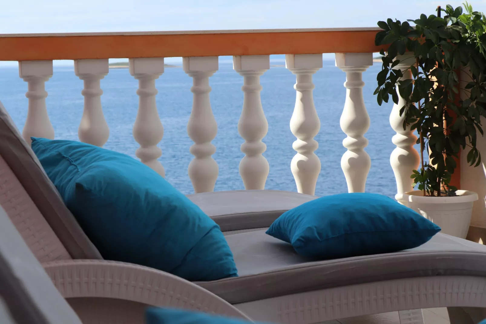 Holiday Home Adriatic View-Five Bedroom Holiday Home with Pool and Sea View-Terrace