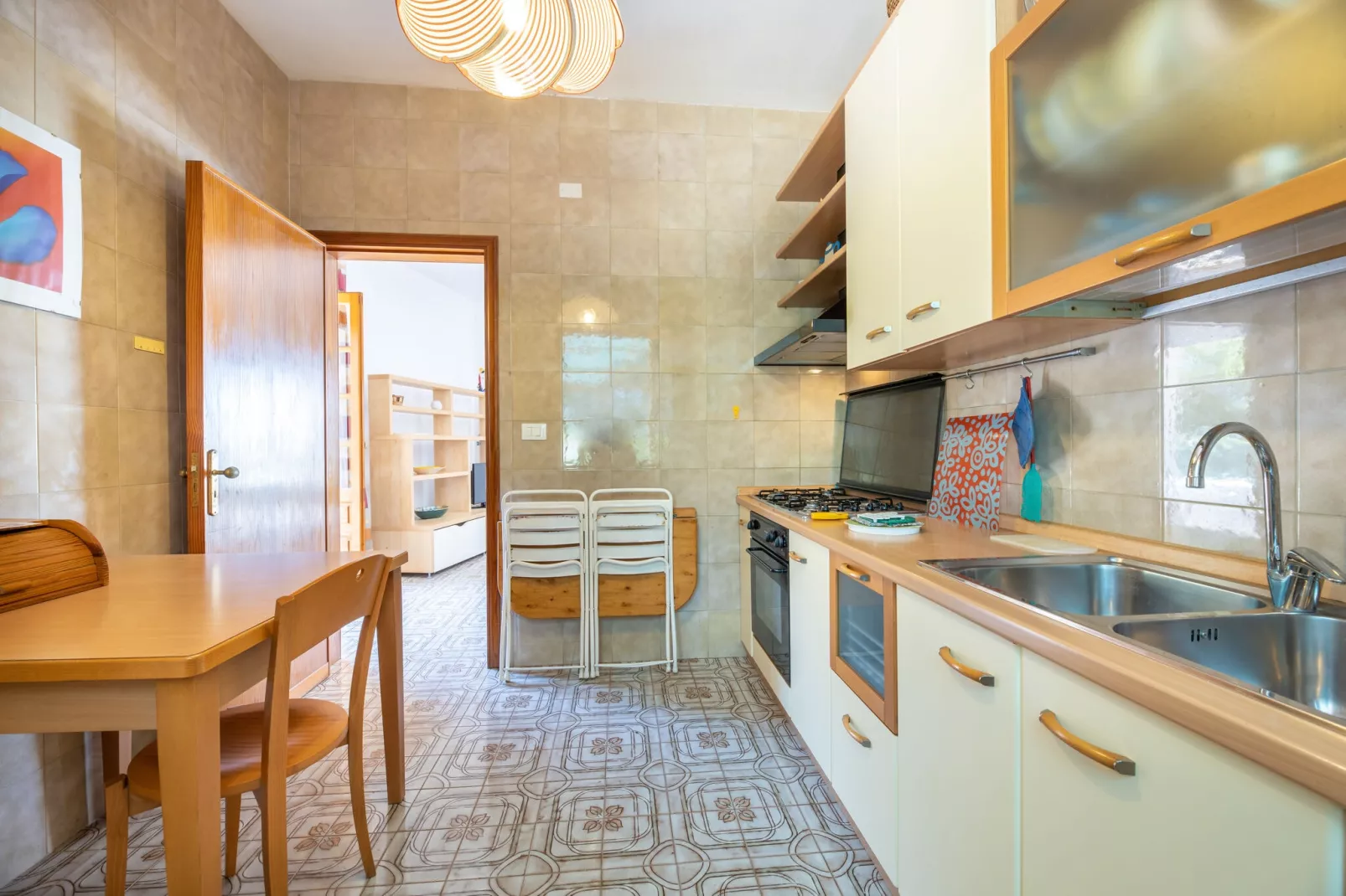 TS11-Kitchen
