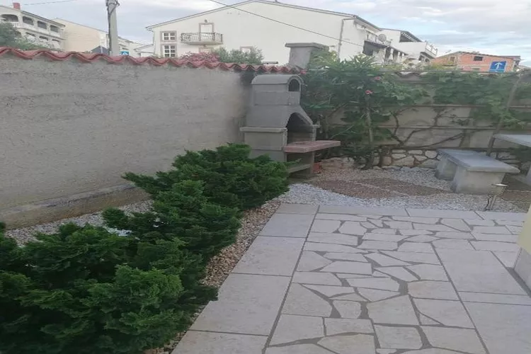 House Panorama - One Bedroom Apartment with Balcony and Sea View (Panoramahaus)-Ausstattung