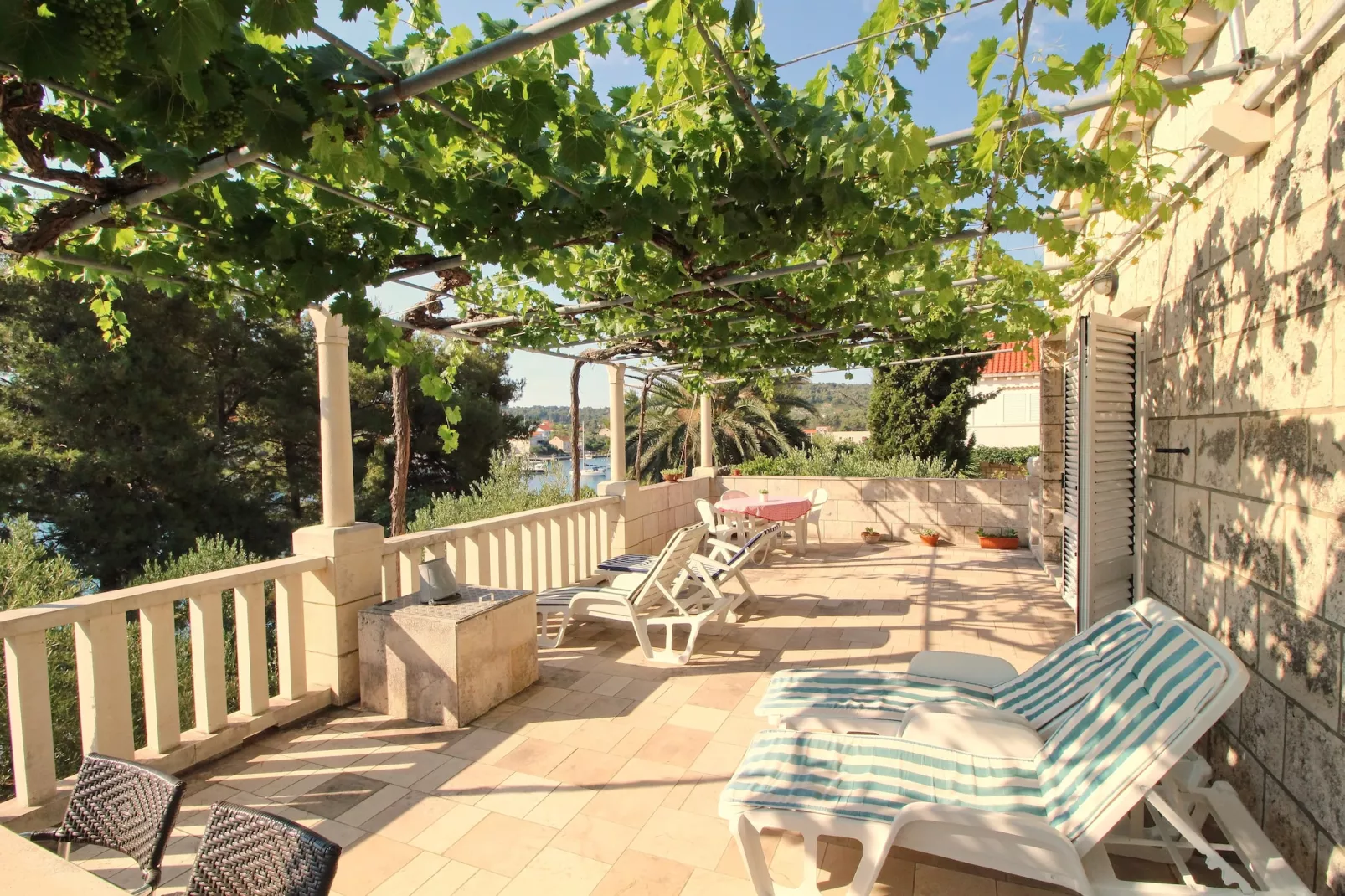 Apartment Kim- Two Bedroom Apartment with Terrace and Sea View-Terrace