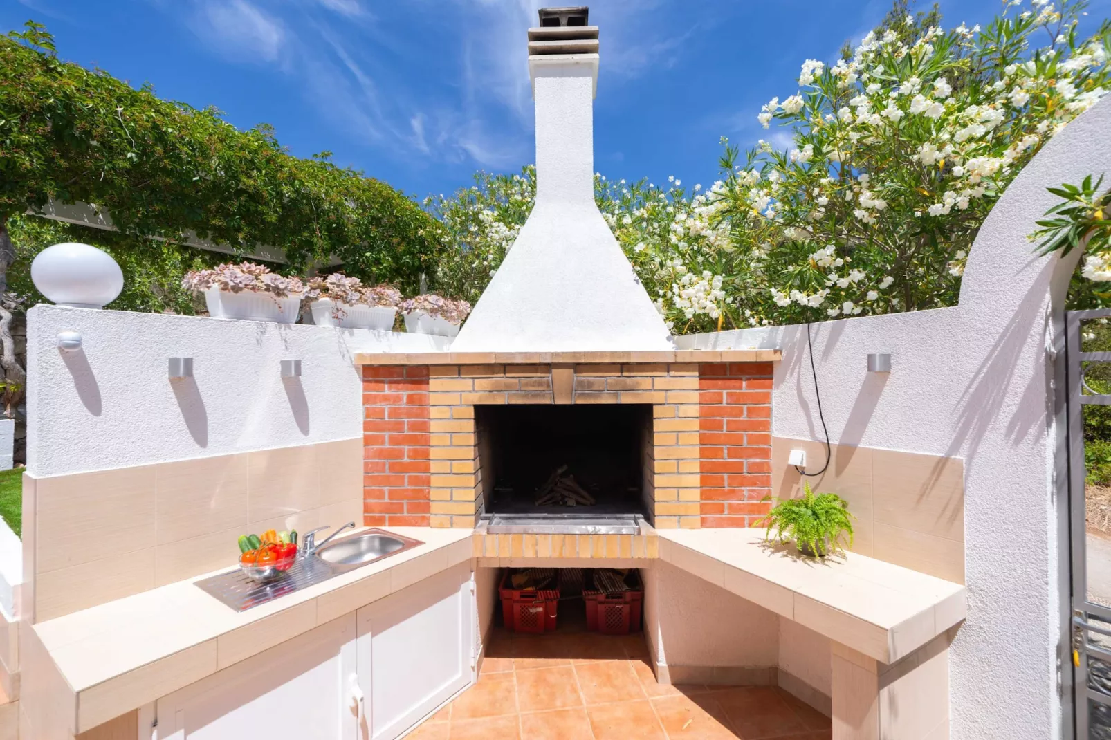 Holiday Home Diana - Five Bedroom House with Terrace and Sea View-Facilities