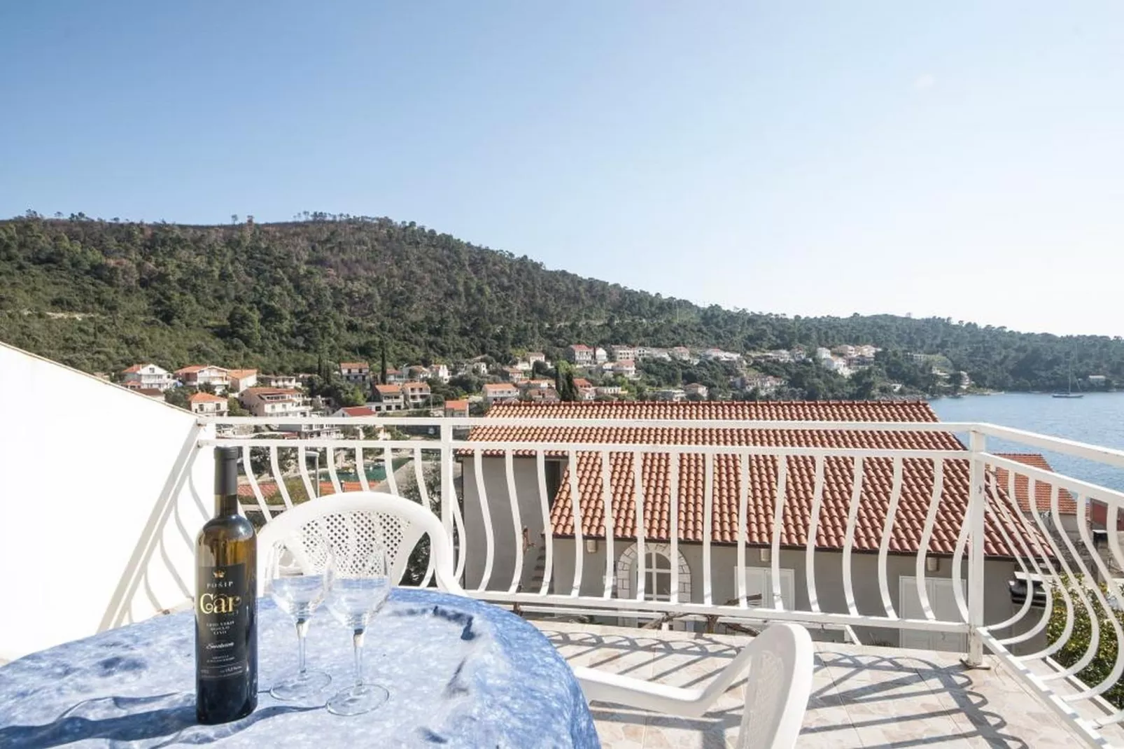 Bertie's Lodge - One Bedroom Apartment  with Terrace and Sea View(A2)-Terrasse