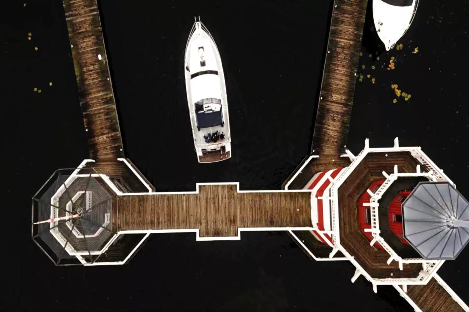 Hafendorf 2-bedroom apartment 4 guest-Areas within 1km in summer