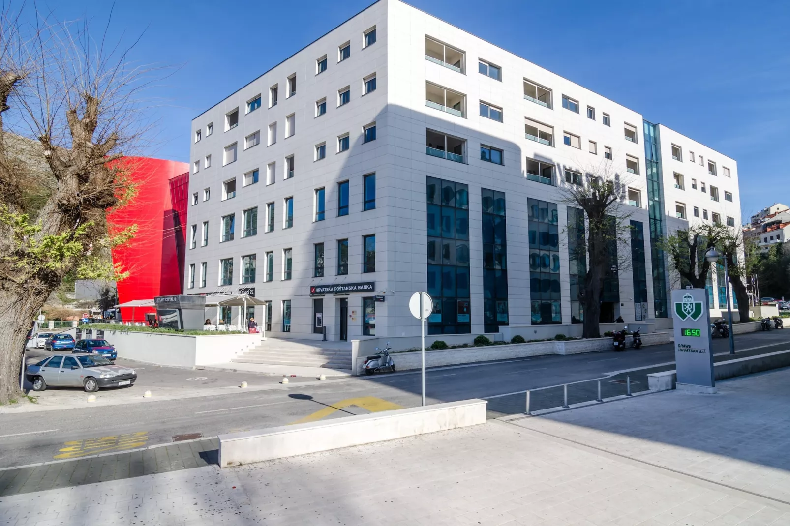 Apartment Atlant - One Bedroom Apartment with Balcony and Side Sea View-Outdoor