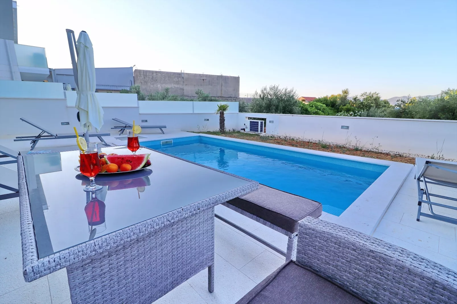 Villa E & D  - Four Bedroom Villa with Pool and Patio - Villa E-Swimming pool