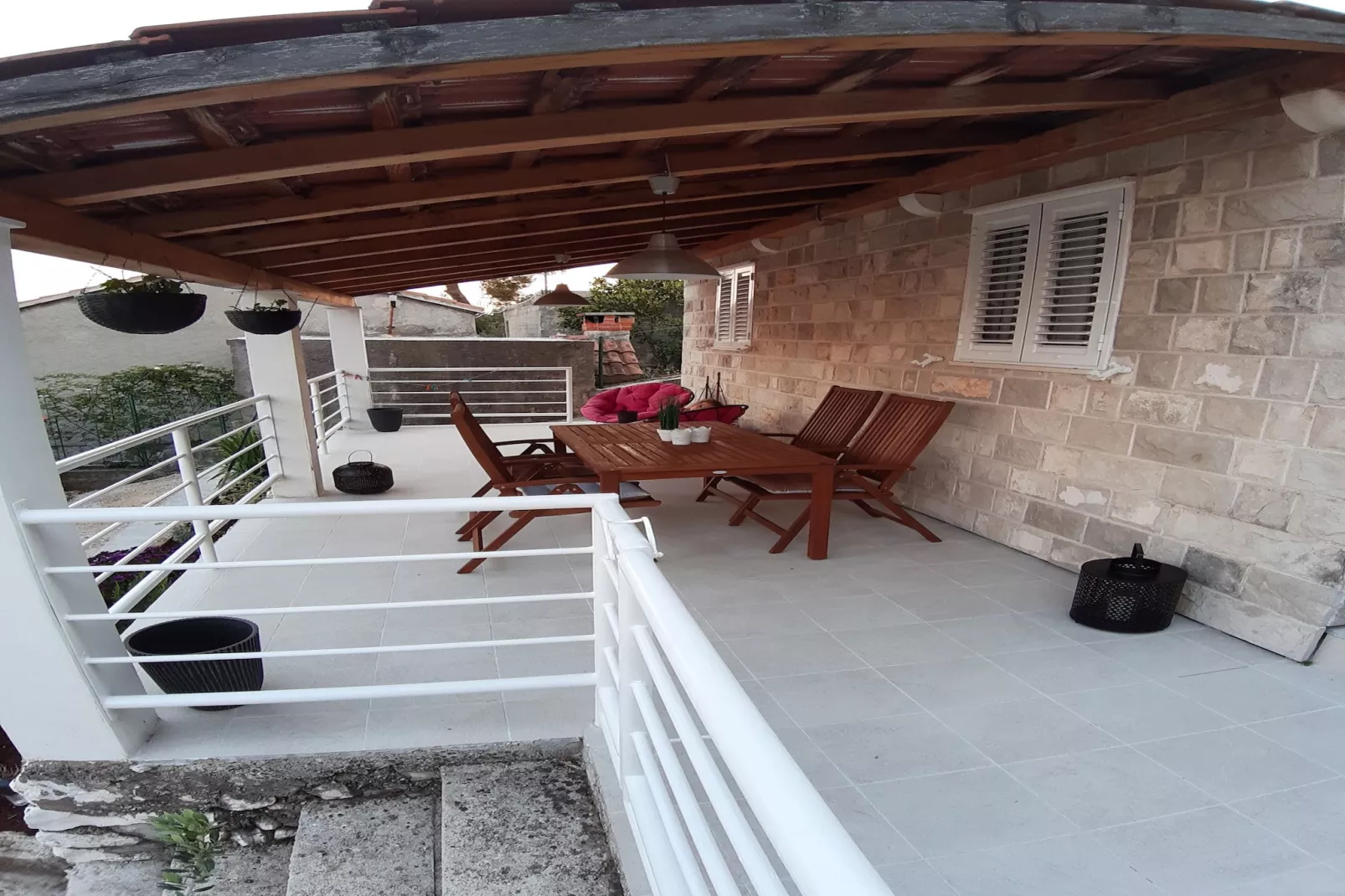 Holiday Home Magazin- One Bedroom Apartment with Terrace and Sea View-Outdoor