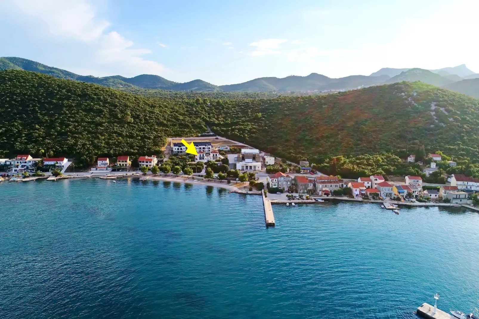 Villa E & D  - Four Bedroom Villa with Pool and Patio - Villa D-Aussicht