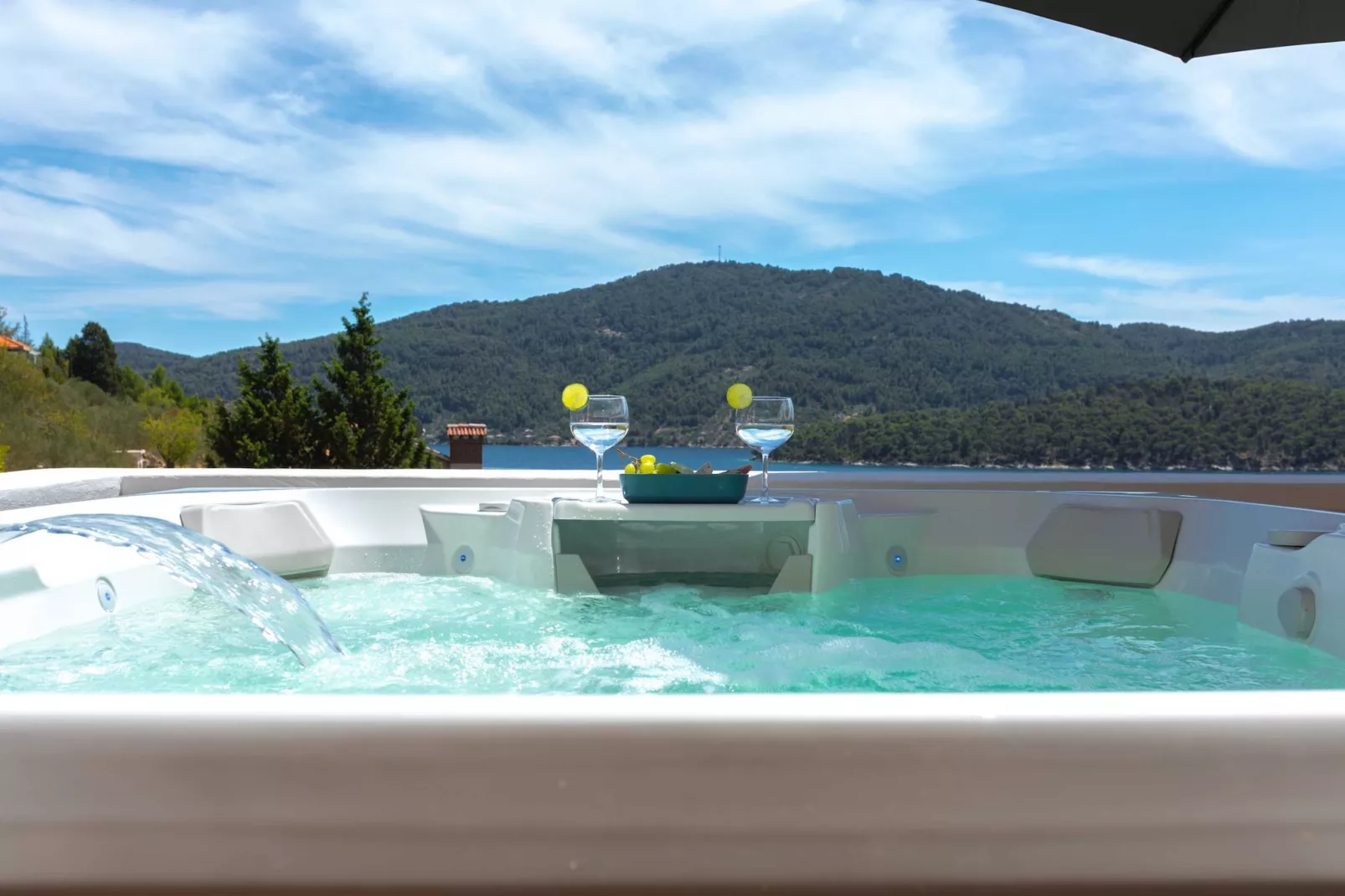 Holiday Home Diana - Five Bedroom House with Terrace and Sea View-Spa