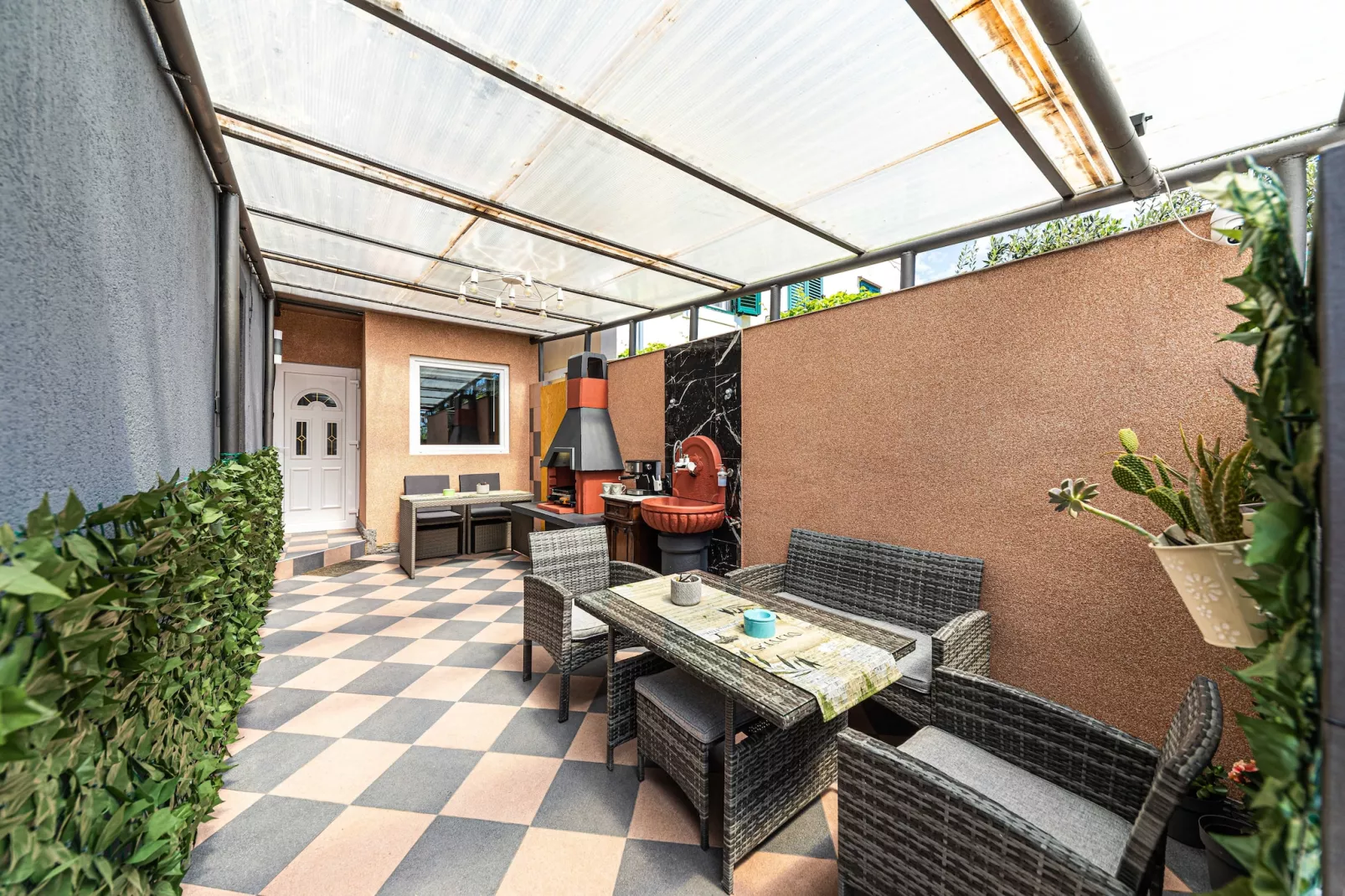 Apartments Keka - Studio Apartment-Terrasse