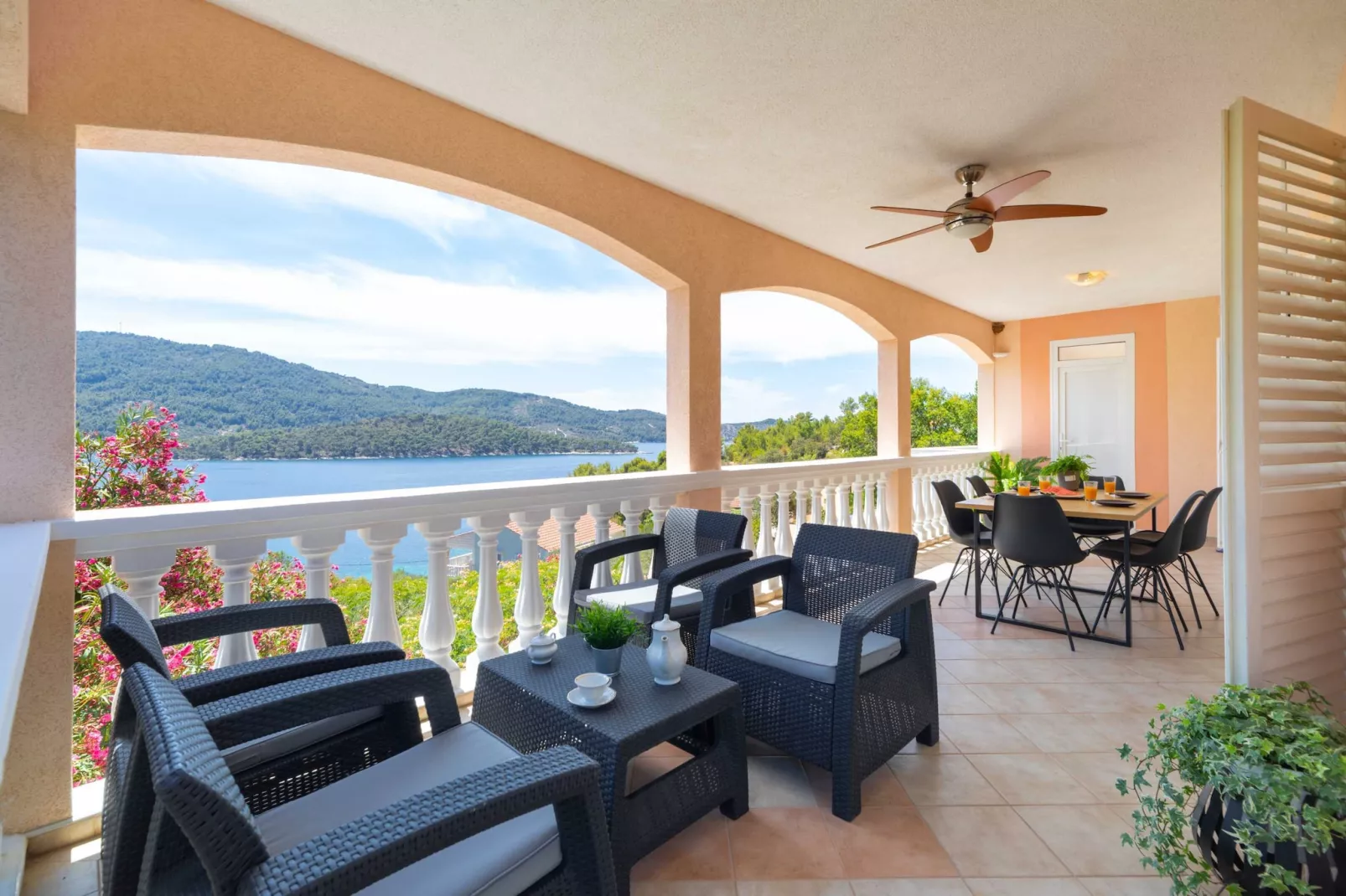 Holiday Home Diana - Five Bedroom House with Terrace and Sea View-Terrace