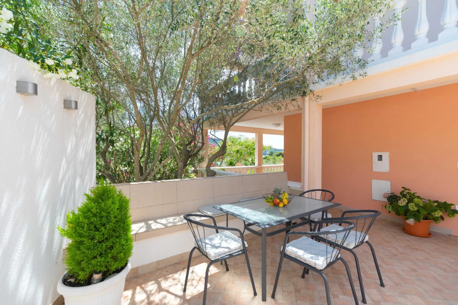 Holiday Home Diana - Five Bedroom House with Terrace and Sea View-Terrace