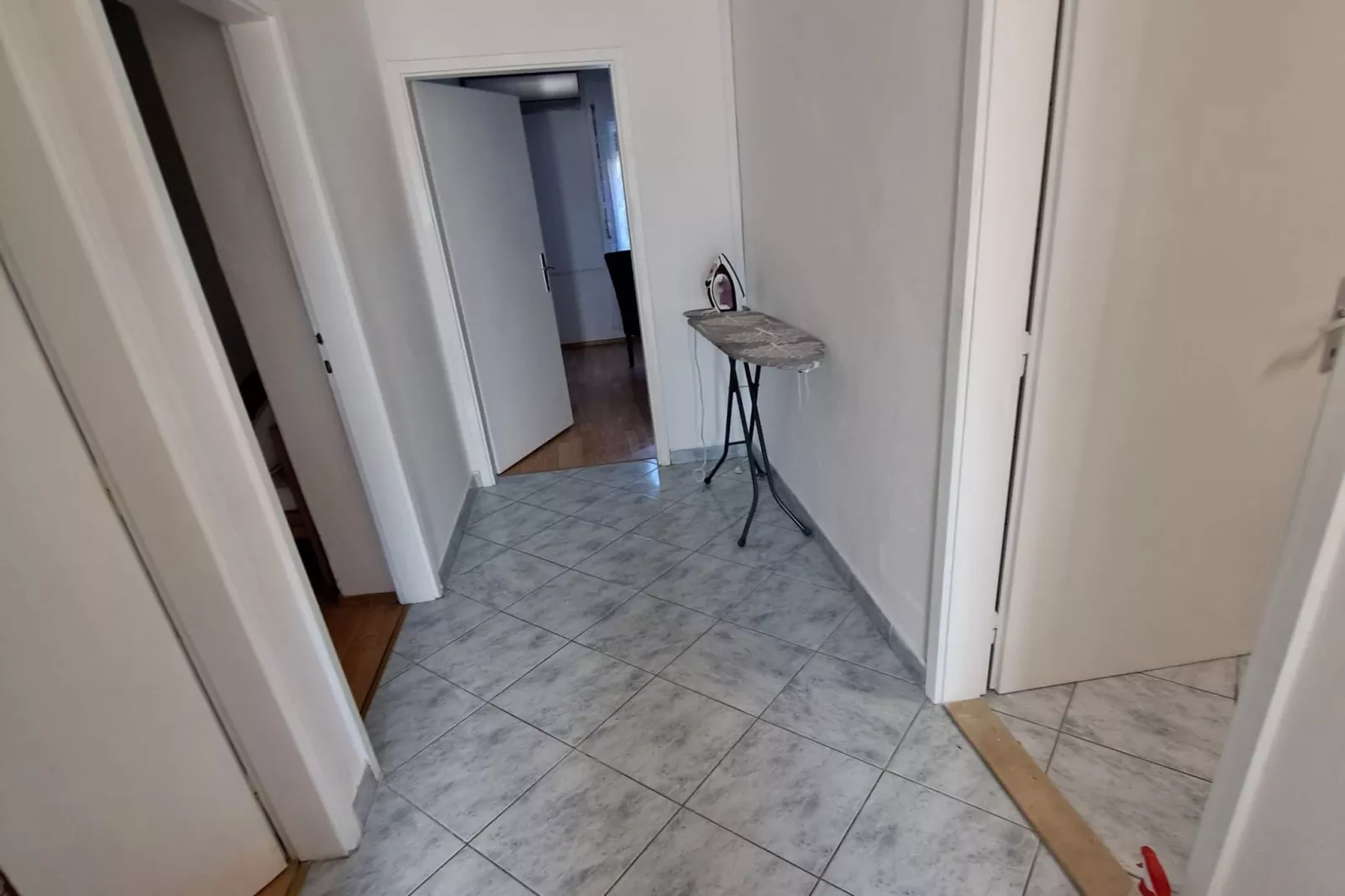 Apartment Marko (ST) - Three Bedroom Apartment with Balcony and Garden View-Indoor