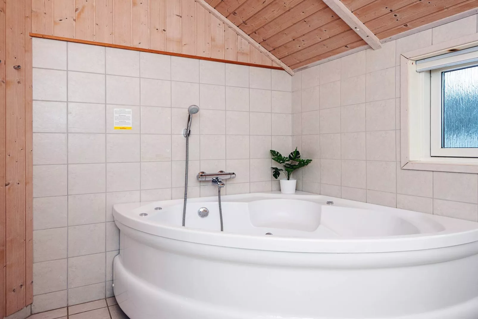 6 person holiday home in Toftlund-By Traum - Spa