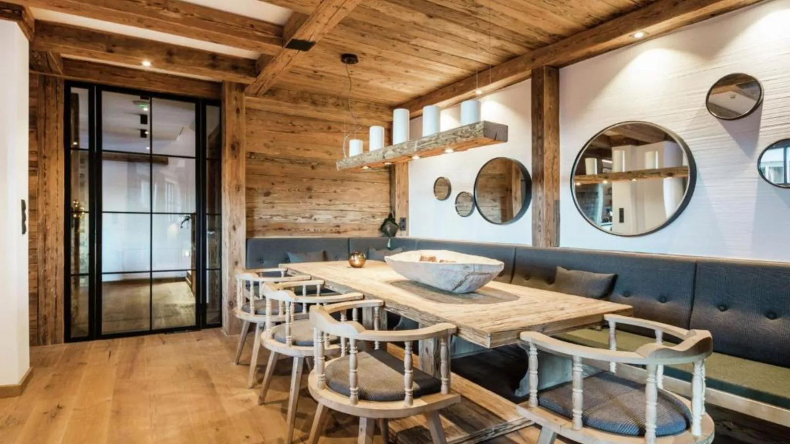 Lodge of Joy-Esszimmer