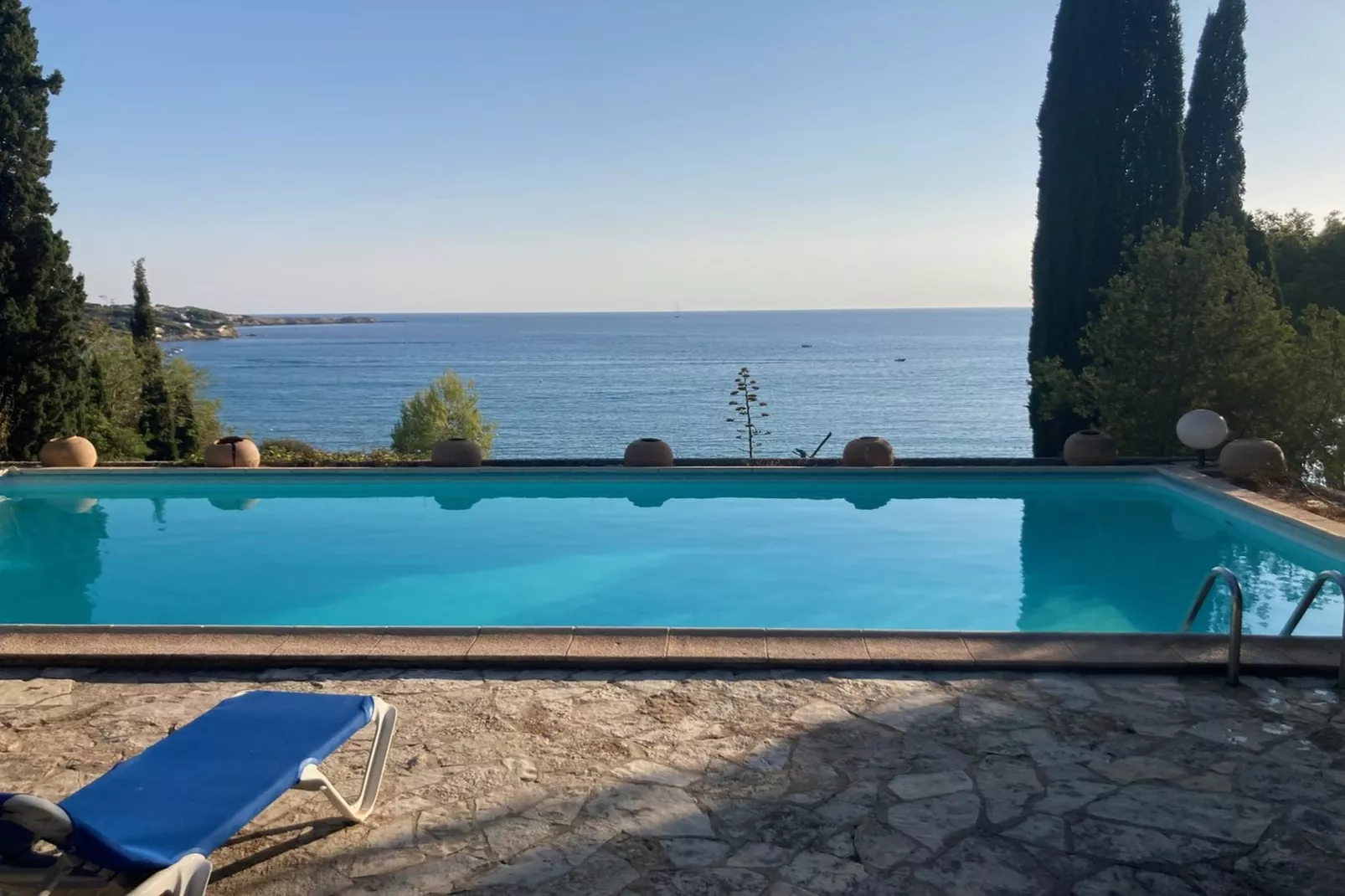 La Sauvagère-Piscine