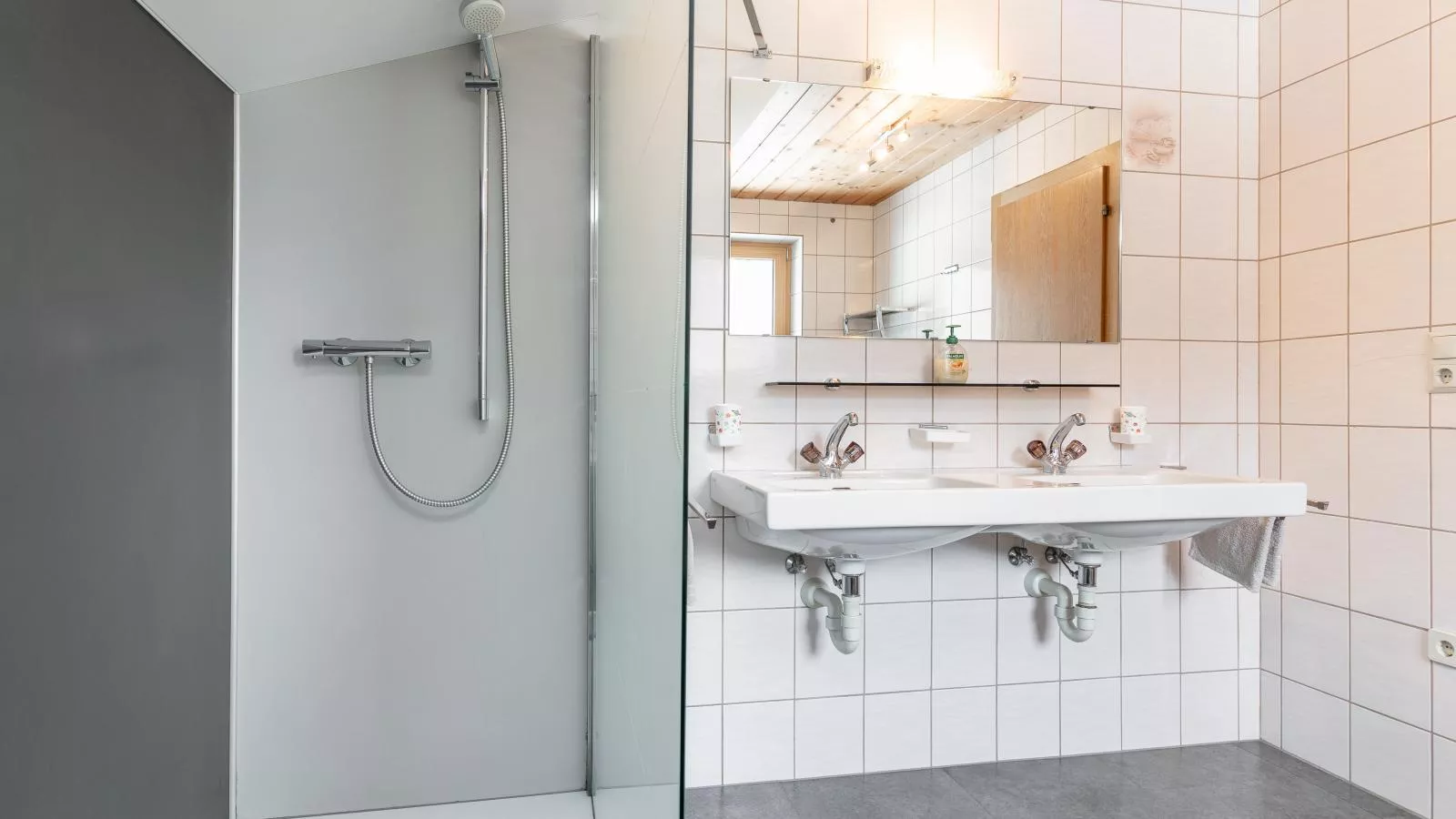 Haus Barbara-Badezimmer