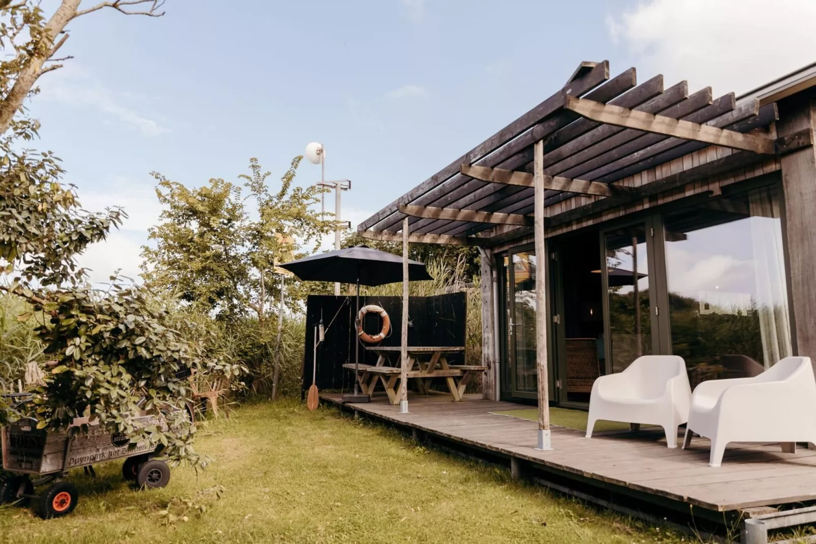 Juttershut Duynpark - Callantsoog - Jardins en été