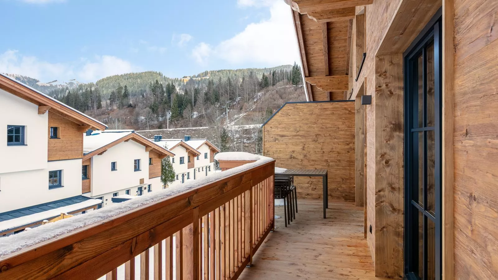 Tauernlodge Eben D4-Terrasse / balcon