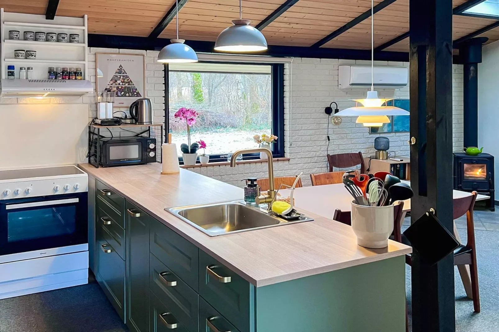 Charming Retreat by River - By Traum Ferienwohnungen