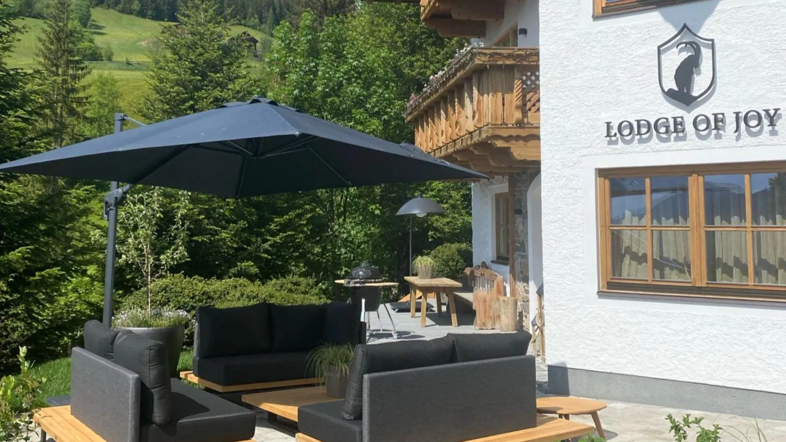 Lodge of Joy-Terrasse/Balkon