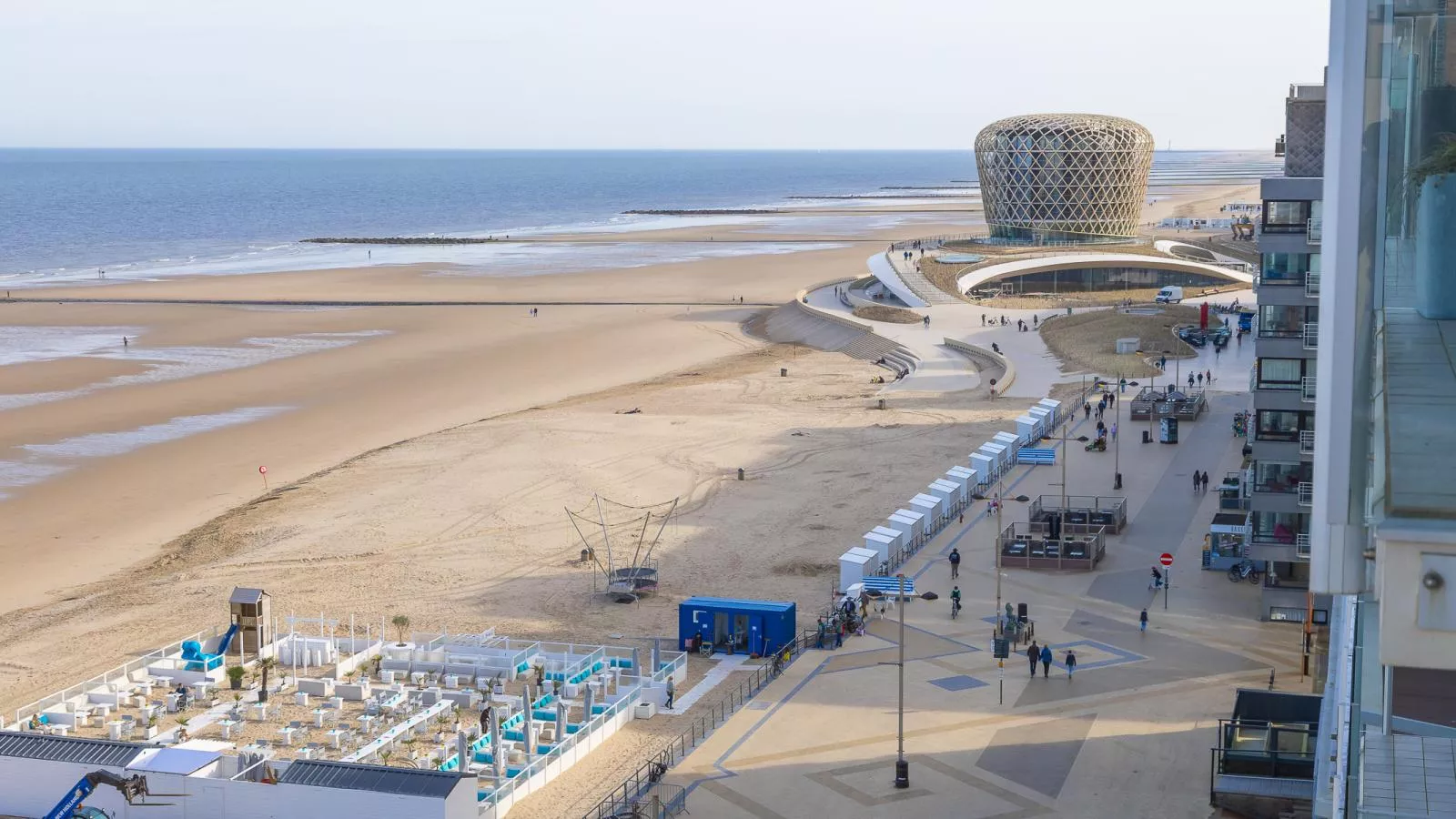 Mistral - 0801 + box 22 (Sunfield)