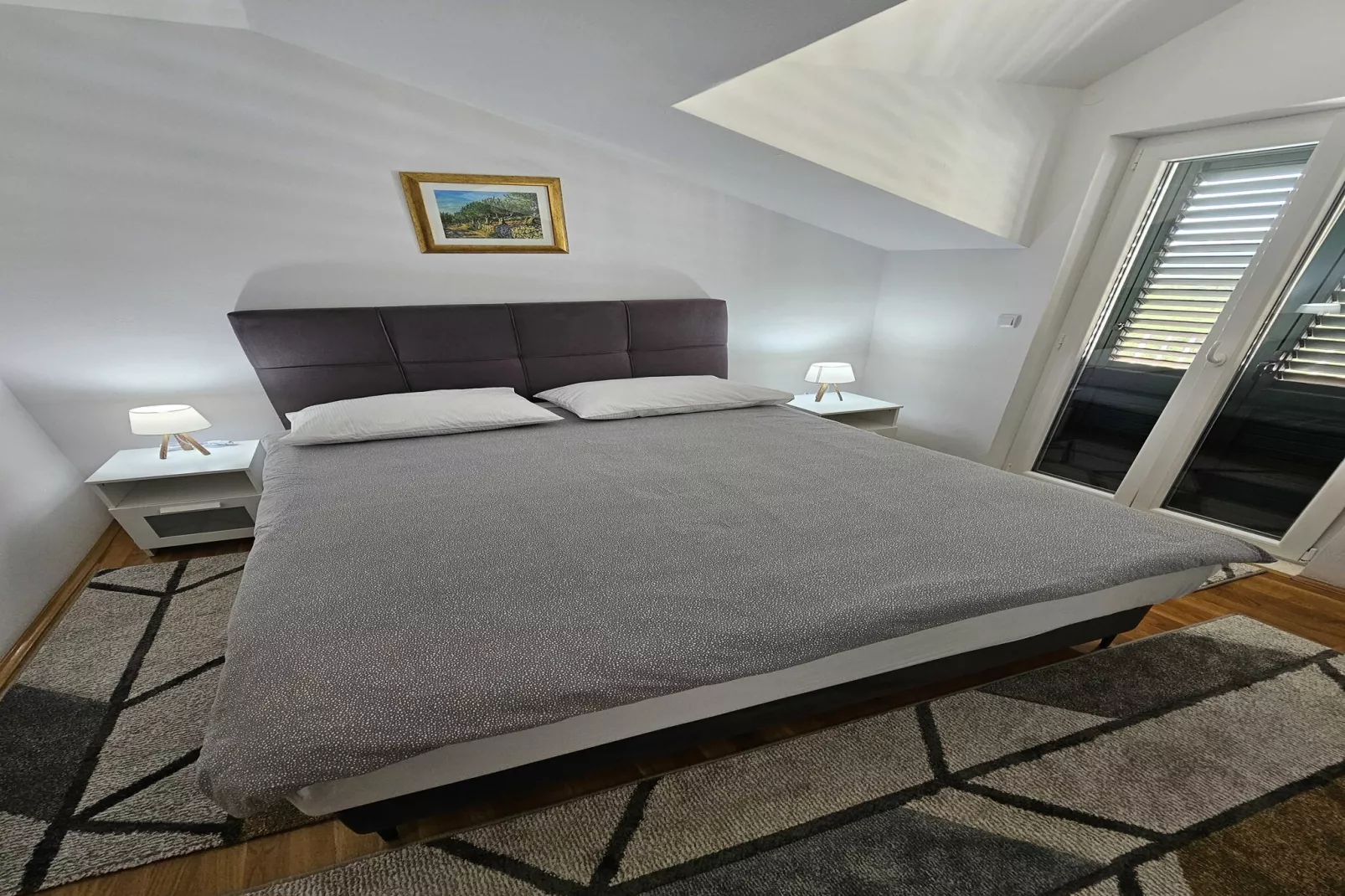 Apartment Kola - Two Bedroom Apartment with Balcony and Sea View (2) - Schlafzimmer