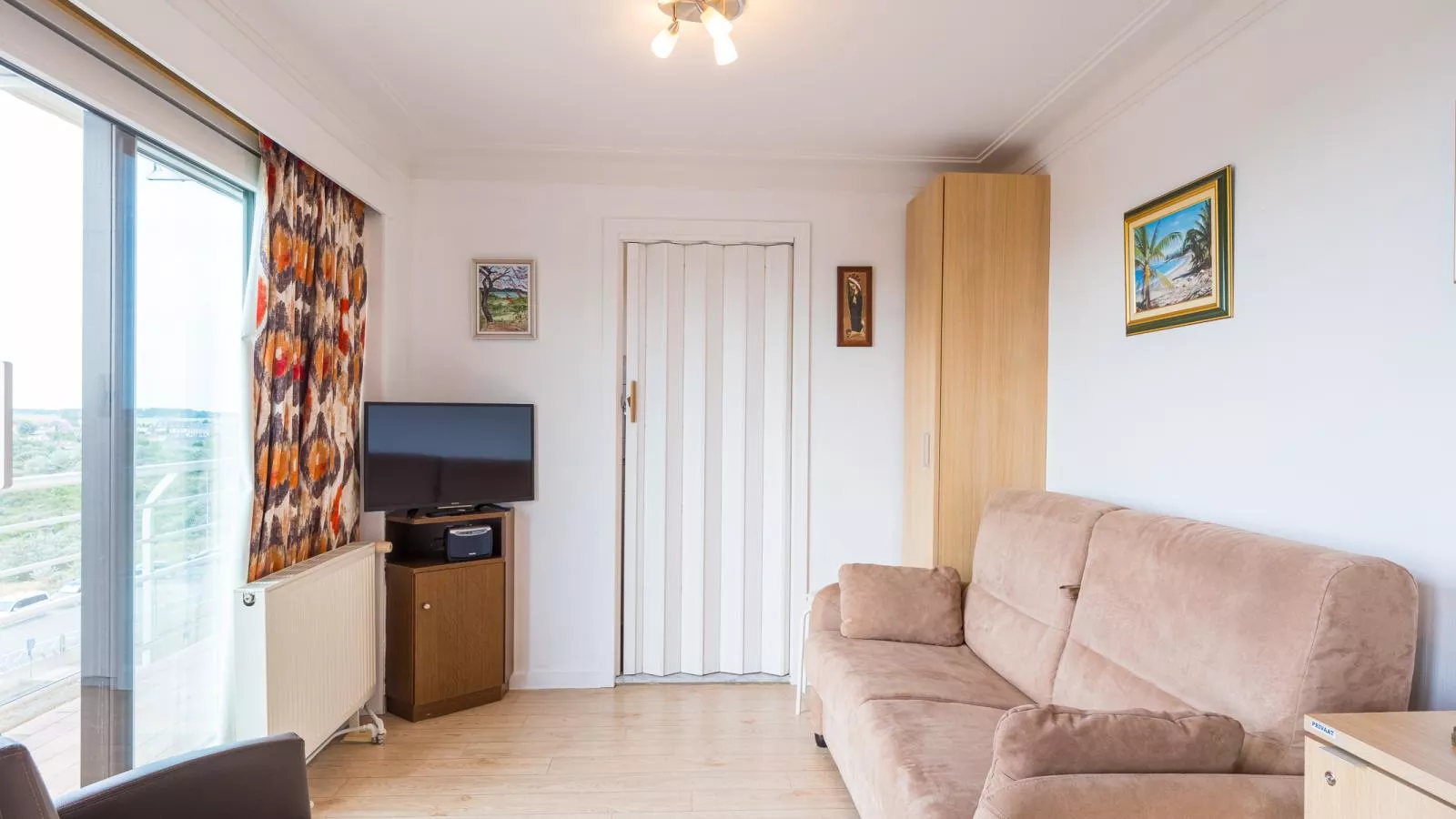 Rubens - 0505-Living room