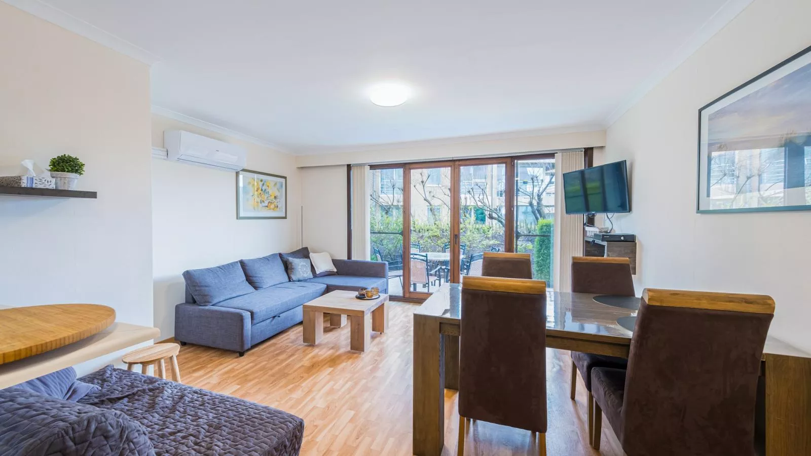 Green Garden blok 10 - 0002 + park. 46-Wohnzimmer